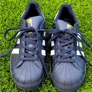 OFFER 🍄 ADIDAS Original Superstar Clamshell